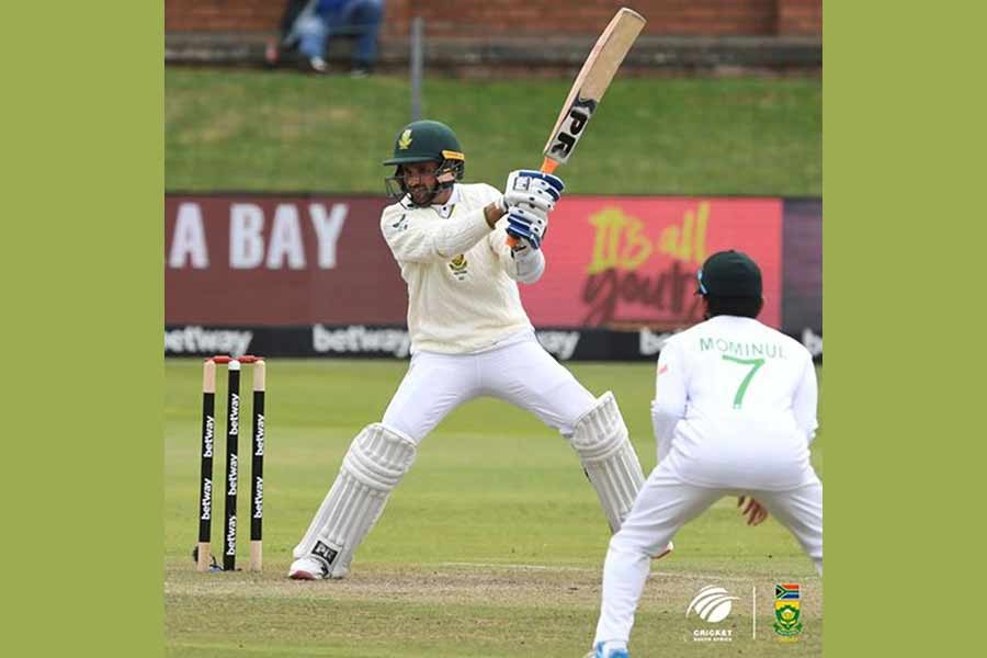 South Africa post a huge total of 453 in first innings despite Taijul’s six-wicket haul