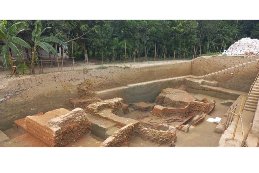 Another Buddhist monument unearthed at Munshiganj archaeological site