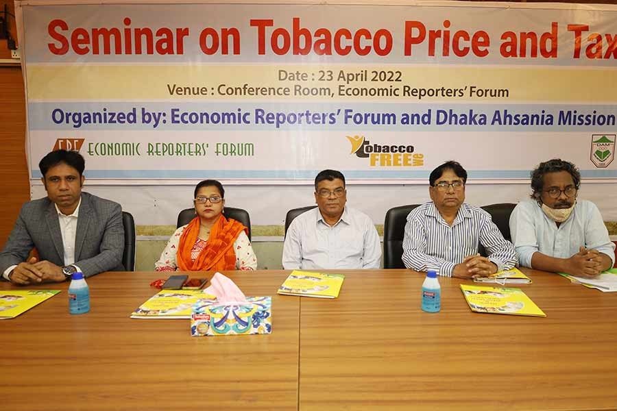 Speakers for increasing prices of low-tier cigarettes