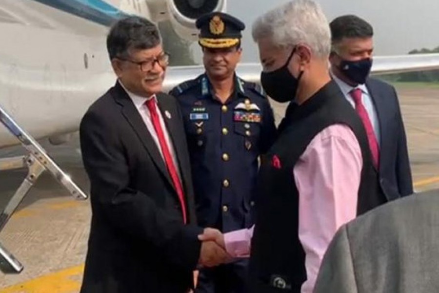 Jaishankar leaves Dhaka for Bhutan