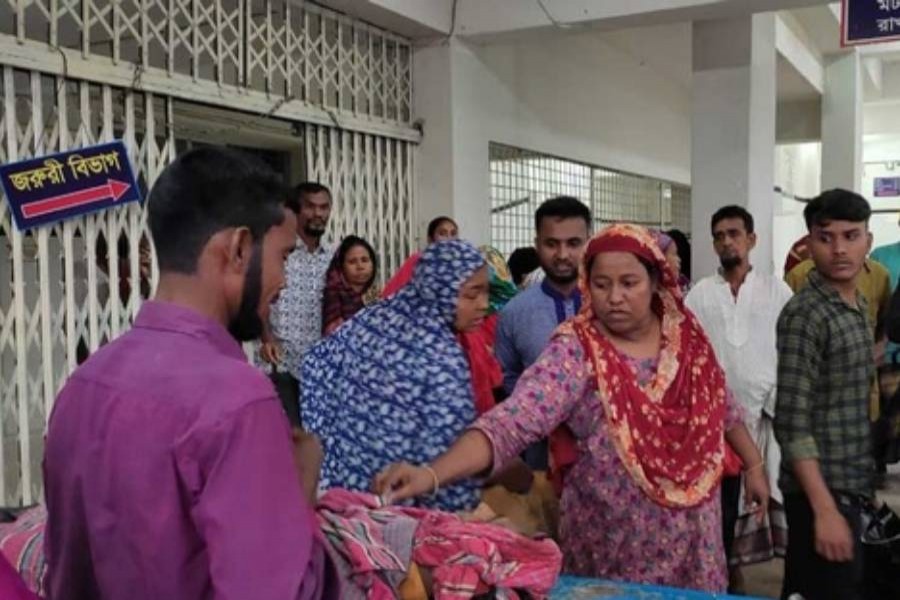 Two die in Faridpur Eid day violence 