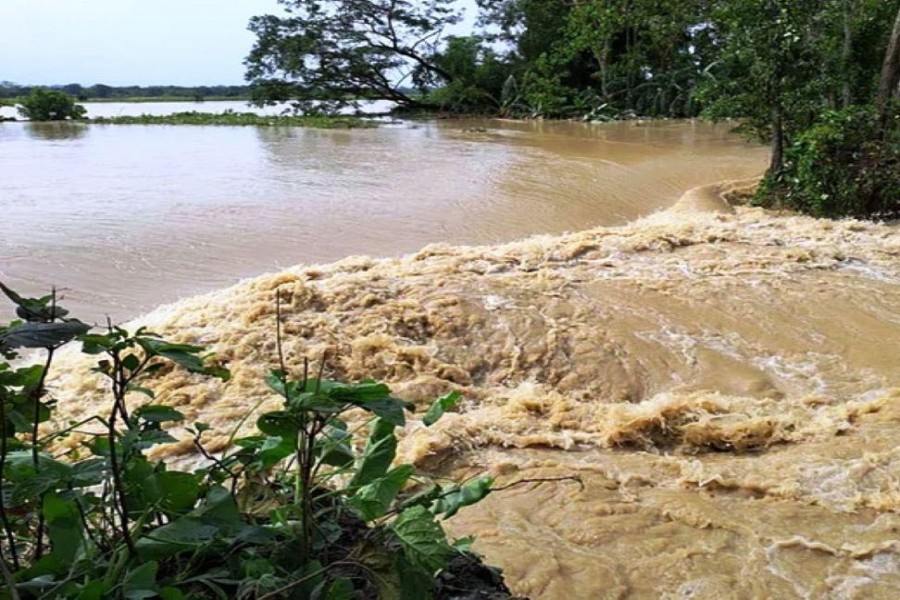 Surma River crosses red mark in Sunamganj