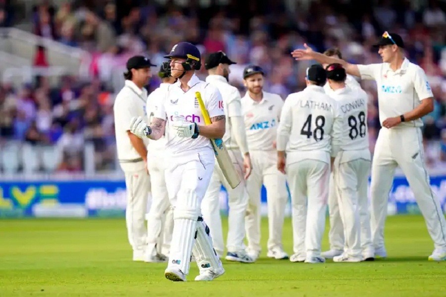 New Zealand changed the ball and lost the game