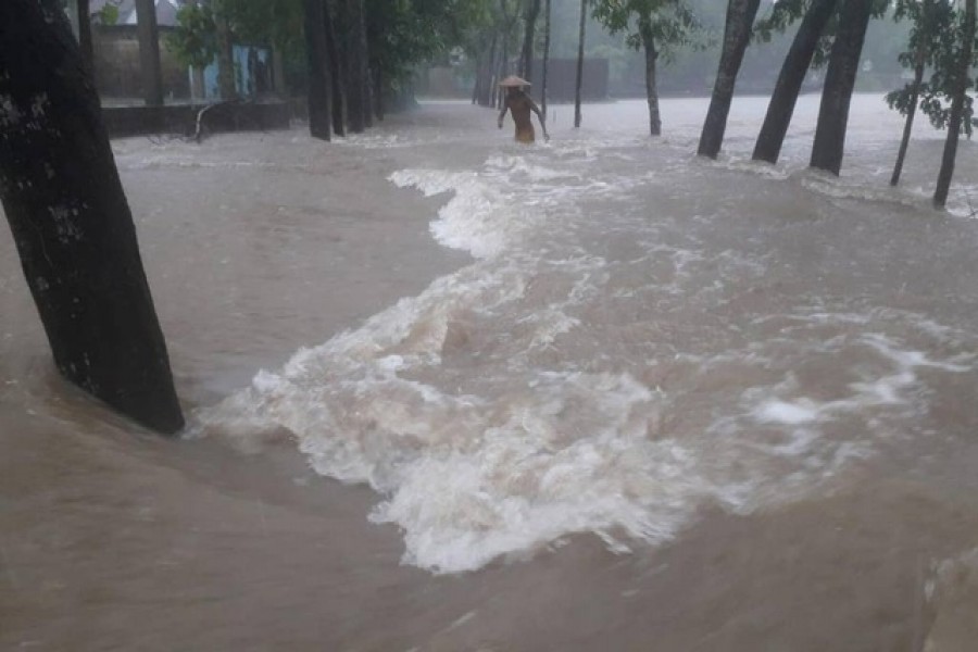 Flash floods disconnect Sunamganj, leaving no place for people to take refuge