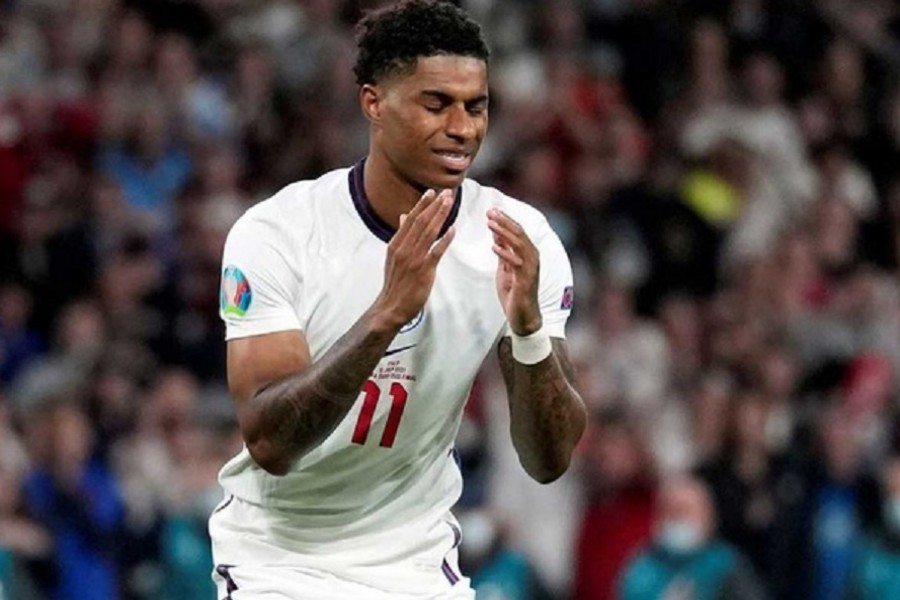 Euro 2020 - Final - Italy v England - Wembley Stadium, London, Britain - July 11, 2021 England's Marcus Rashford looks dejected after missing a penalty during a penalty shootout Pool via REUTERS/Frank Augstein