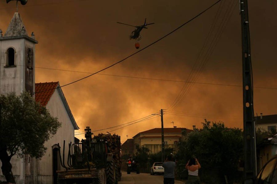 Scorching heatwave sparks wildfires in Europe