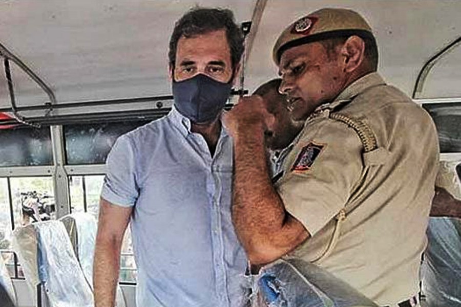 Rahul Gandhi detained during protest in Delhi