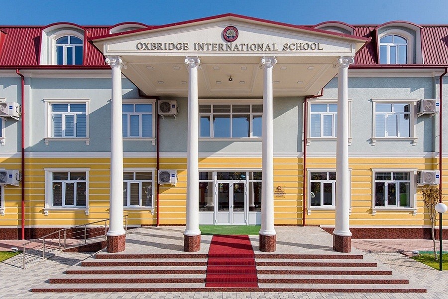 Oxbridge International School needs an Economics Teacher