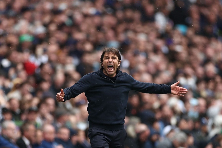 Does Conte have a fair shot at the Premier League title?