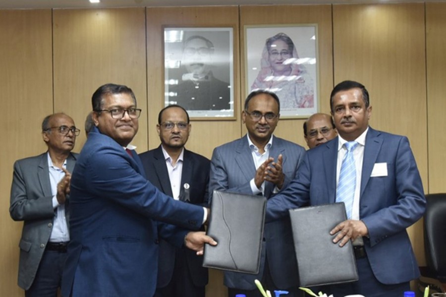 Trust Bank signs agreement with BB to provide term loans to CMSMEs