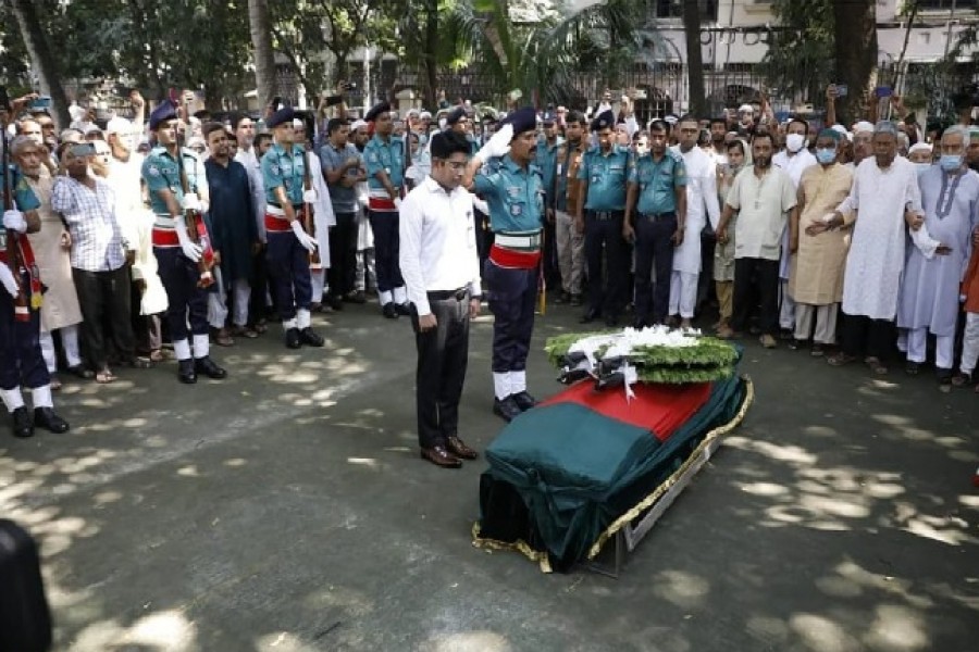 Akbar Ali Khan laid to rest