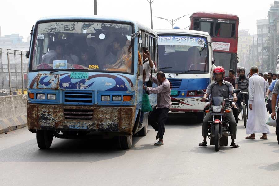 Public transport in Dhaka collects Tk 1.82b per day as additional fare