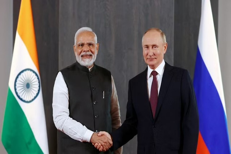 Russian President Vladimir Putin and Indian Prime Minister Narendra Modi attend a meeting on the sidelines of the Shanghai Cooperation Organization (SCO) summit in Samarkand, Uzbekistan Sept 16, 2022. Sputnik/Alexandуr Demyanchuk/REUTERS