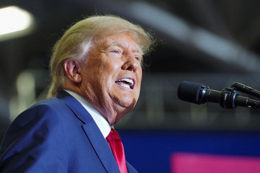 Former US President Donald Trump speaks as he attends a rally in Warren, Michigan, US, October 1, 2022. REUTERS/Chery Dieu-Nalio/File Photo