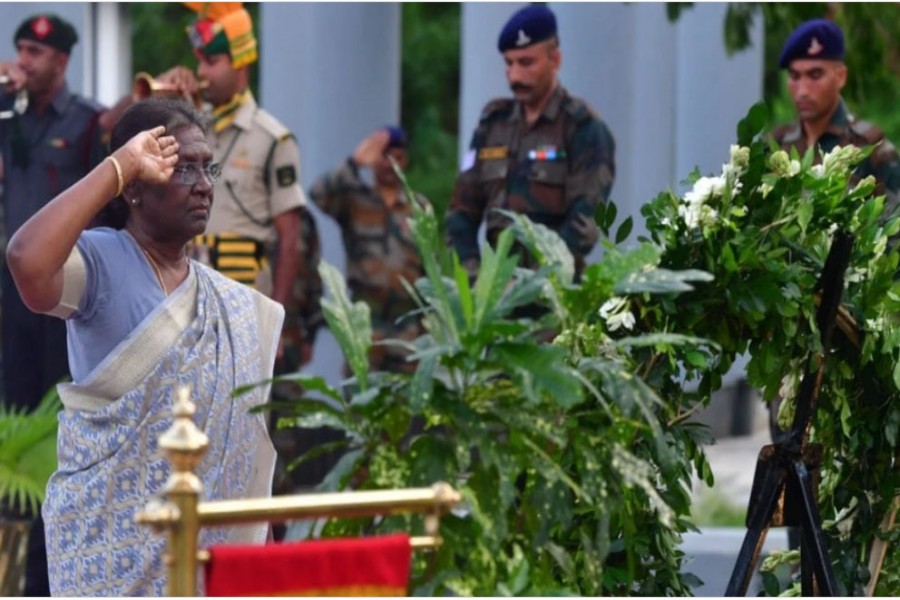 Dhaka, Delhi connectivity improved with ‘Maitri Setu’ on Feni river, says Indian President