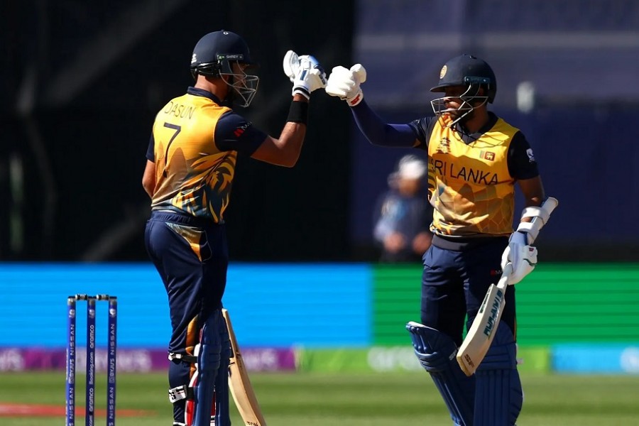 Sri Lanka qualify for Super 12s in T20 World Cup