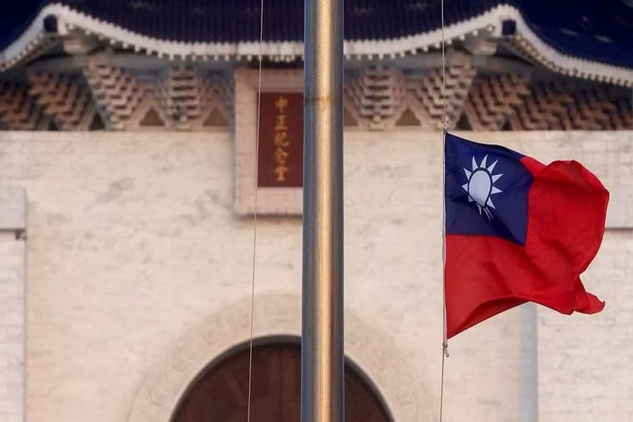 A Taiwan flag can be seen at Liberty Square in Taipei, Taiwan, July 28, 2022. REUTERS/Ann Wang