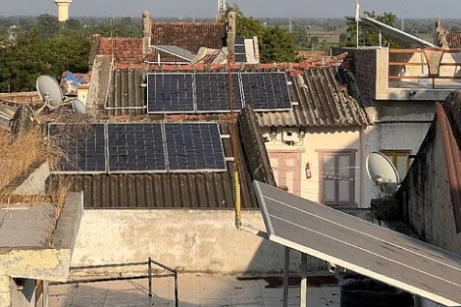 Solar panels are installed on the rooftops of residential houses in Modhera, India's first round-the-clock solar-powered village, in the western state of Gujarat, India, Oct 19, 2022. REUTERS