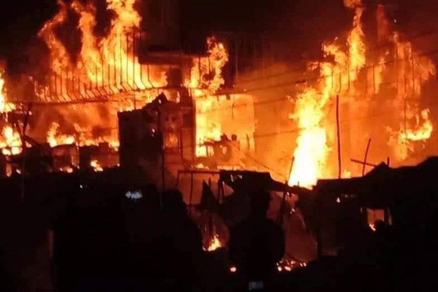 AB Bank branch, 10 shops gutted in Ctg market fire