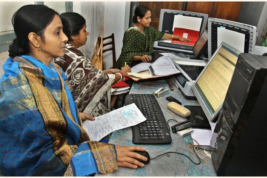 Women clients to get priority services in RJSC