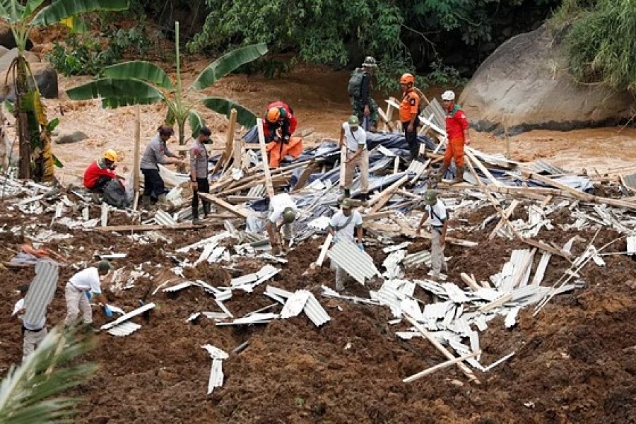 Death toll from Indonesia's earthquake rises to 252