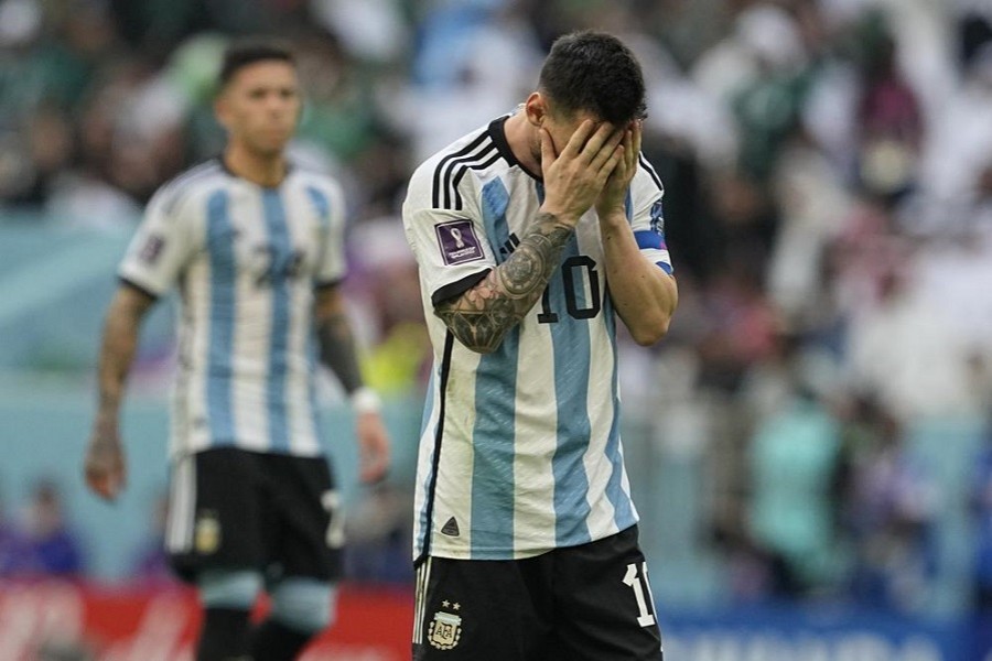 Messi, Argentina under pressure for Mexico game at World Cup