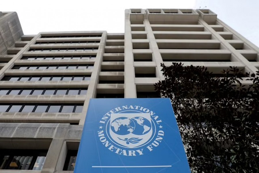 The International Monetary Fund (IMF) headquarters building is seen in Washington, US, Apr 8, 2019. REUTERS