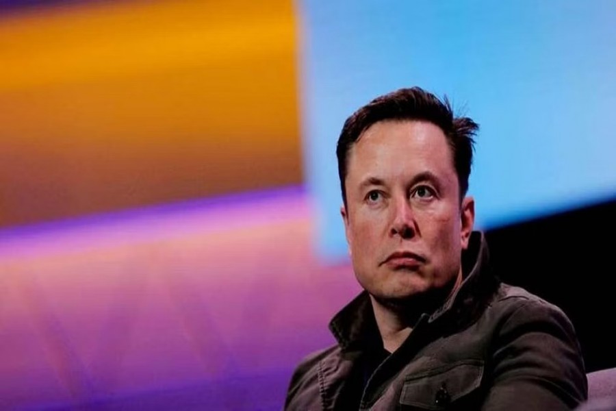 SpaceX owner and Tesla CEO Elon Musk speaks during a conversation with legendary game designer Todd Howard (not pictured) at the E3 gaming convention in Los Angeles, California, US, June 13, 2019. REUTERS/Mike Blake