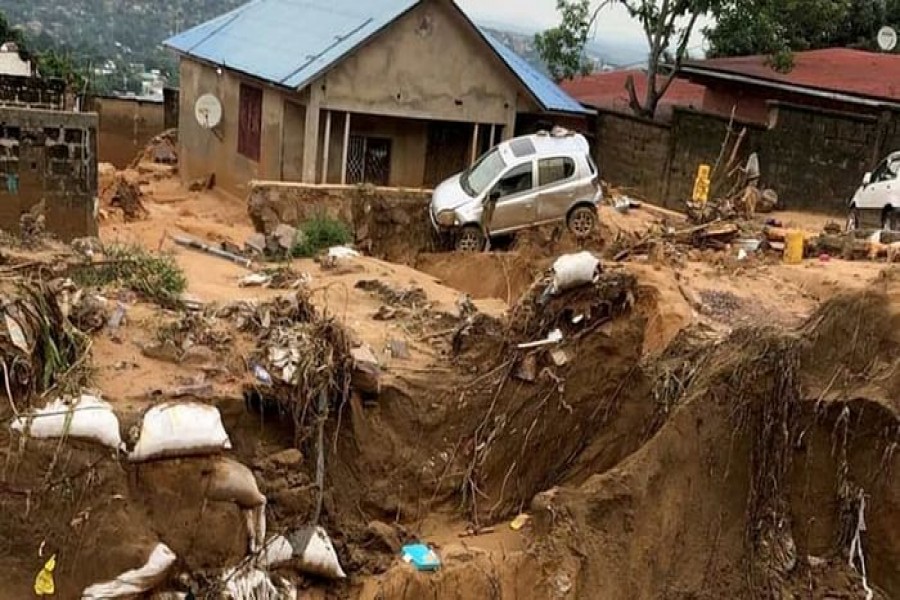 Floods kill at least 120 in Congolese capital