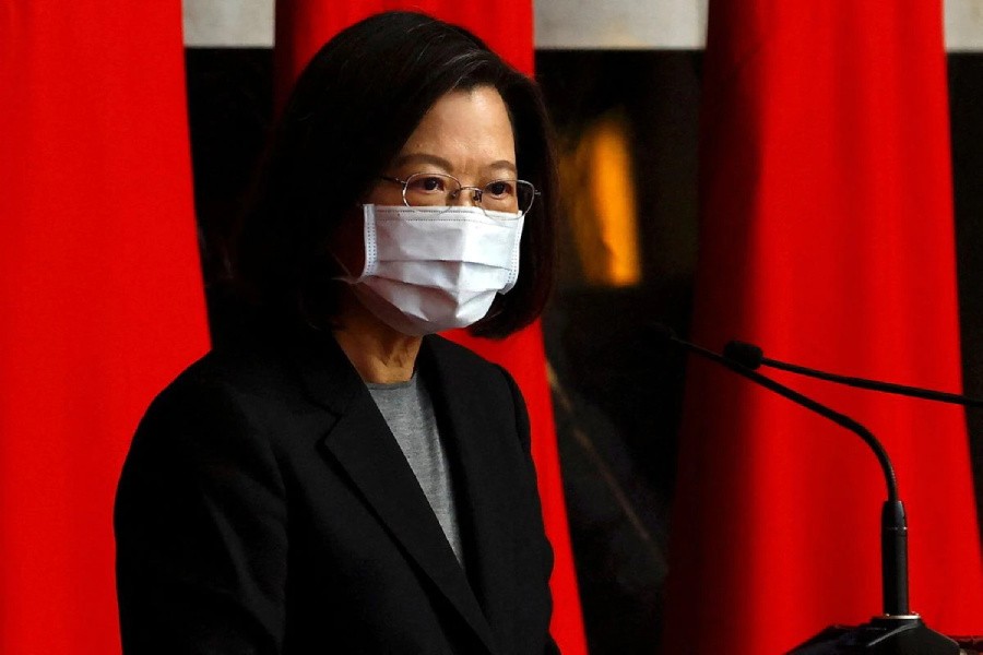 Taiwanese President Tsai Ing-wen makes a speech at a rank promotion ceremony of military members in Taipei, Taiwan, December 26, 2022. REUTERS/Ann Wang/File Photo