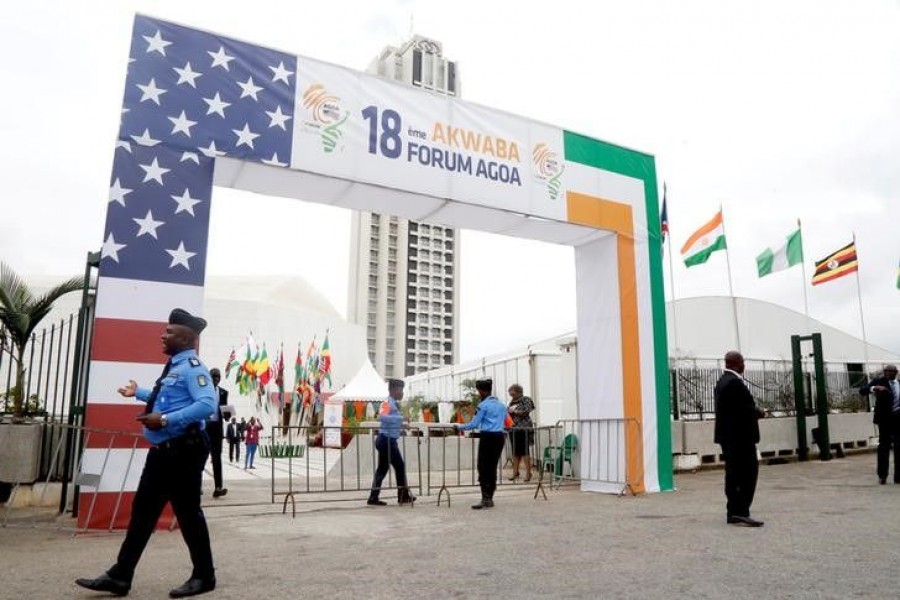 Ivorian police officers are seen by the entrance of Pullman Hotel during the opening session of the 18th African Growth and Opportunity Act (AGOA) Forum in Abidjan, Ivory Coast August 5, 2019. REUTERS/Thierry Gouegnon/File Photo