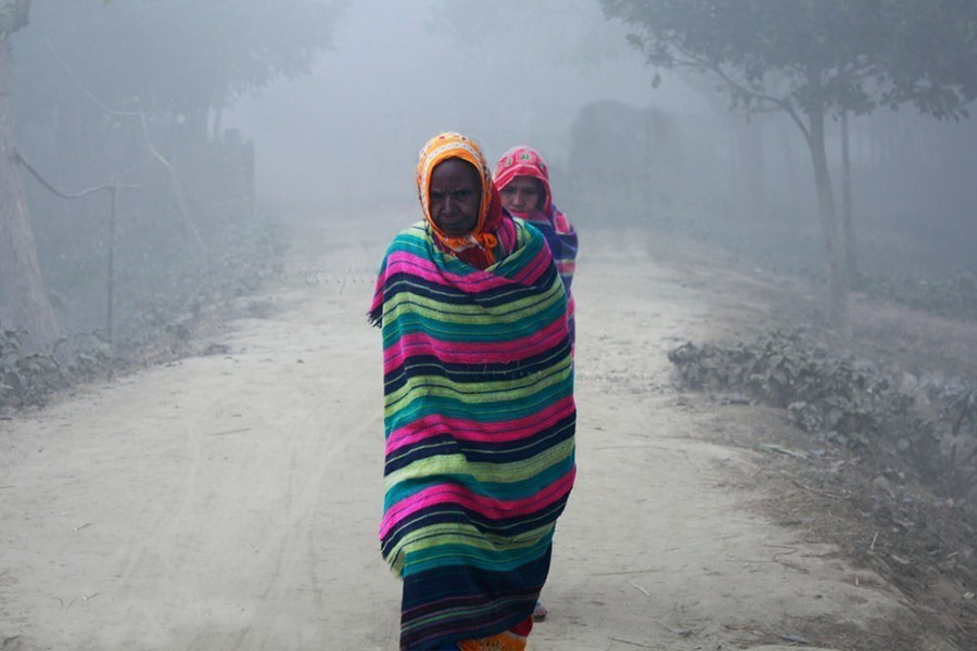 Cold wave grips parts of Bangladesh