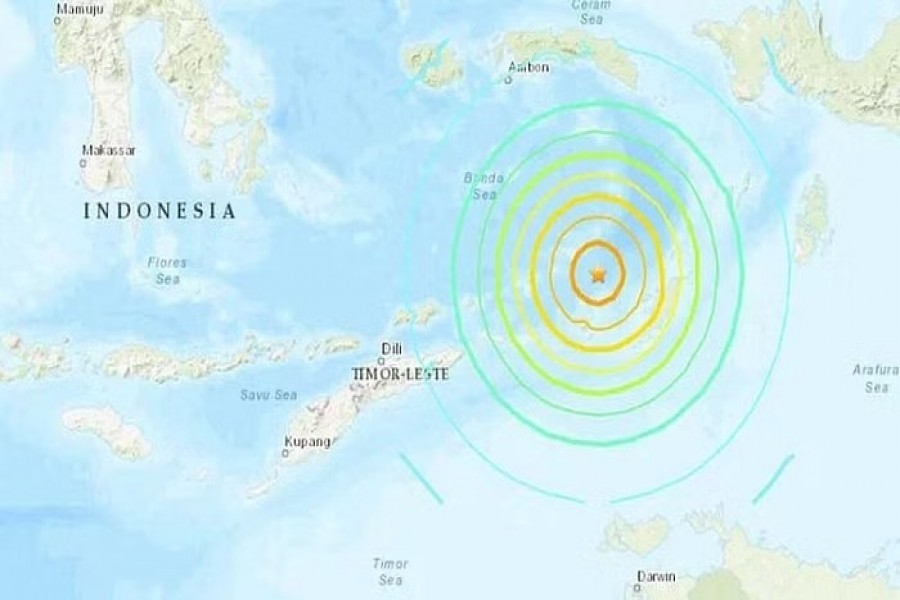 Indonesia rattled by 7.6 magnitude quake, tsunami warning lifted