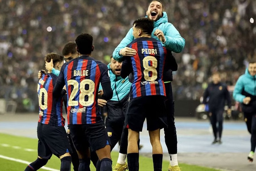 Barcelona ease to 3-1 victory over Real Madrid to win Super Cup