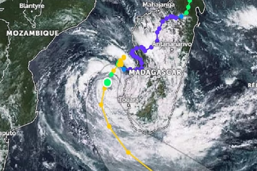 Tropical Storm Cheneso, ensuing rain kill 16 in Madagascar