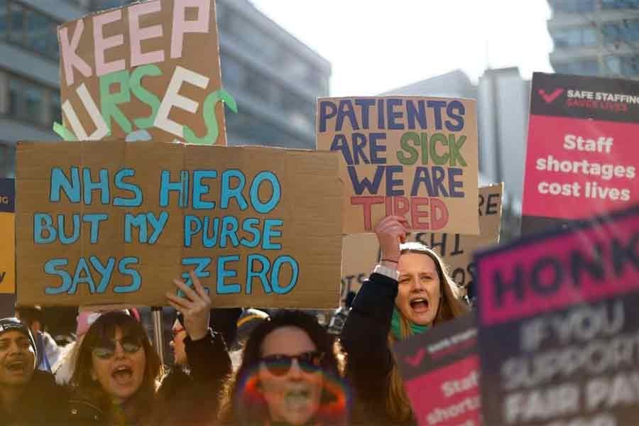 Nurses protesting during a strike by NHS medical workers, amid a dispute with the government over pay, outside St Thomas' Hospital in London of Britain on Monday –Reuters photo