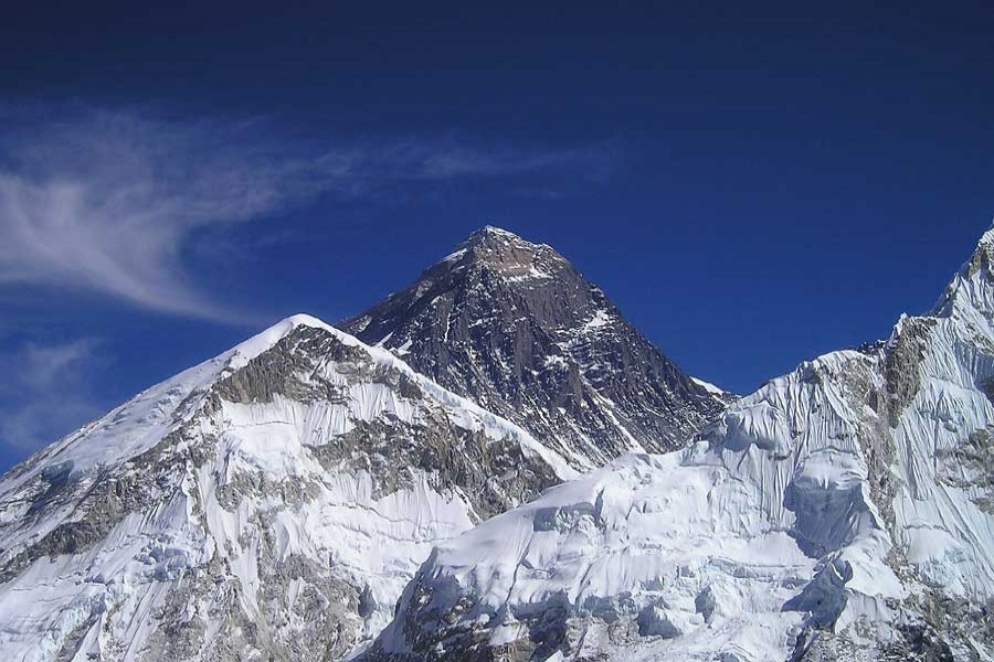 Nepal to measure Everest to check height lost