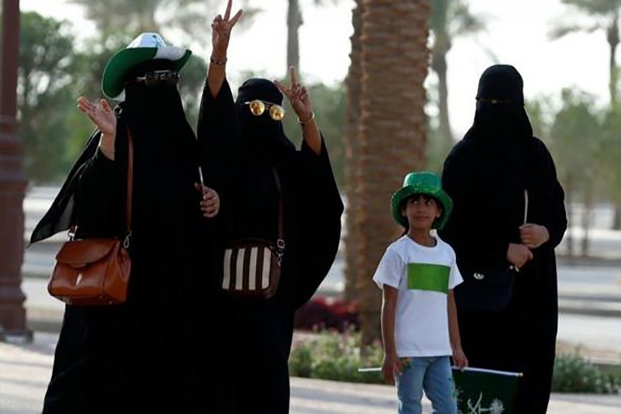 Saudi Arabia women arrive at a rally to celebrate the 87th annual National Day of Saudi Arabia in Riyadh, Saudi Arabia September 23, 2017. Reuters/Files