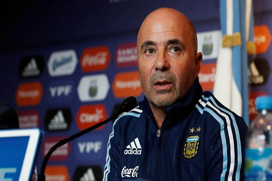 Sampaoli not to pair up Messi, Dybala against Peru