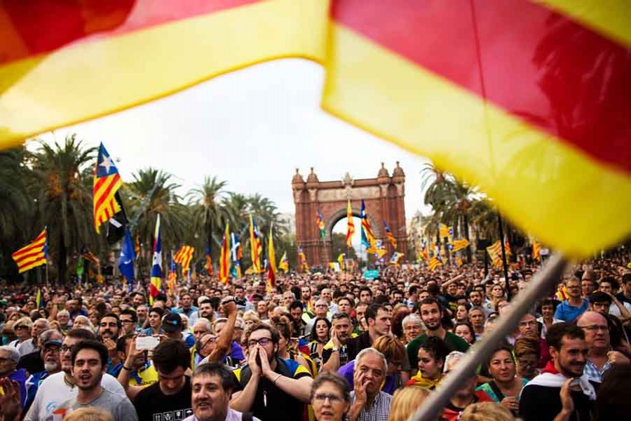 Spain PM announces plans to suspend Catalan government