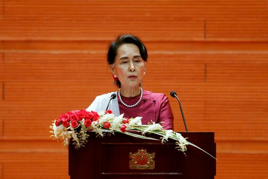 Myanmar State Counselor Aung San Suu Kyi delivers a speech to the nation over Rakhine and Rohingya situation, in Naypyitaw, Myanmar September 19, 2017. Reuters