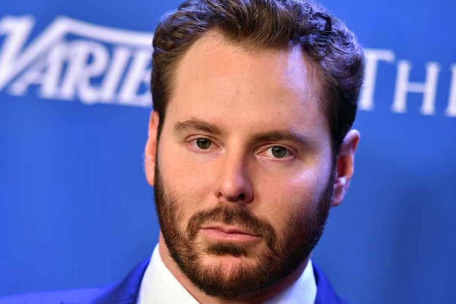 Former Facebook president Sean Parker shares his concern about Facebook's impact on human brain