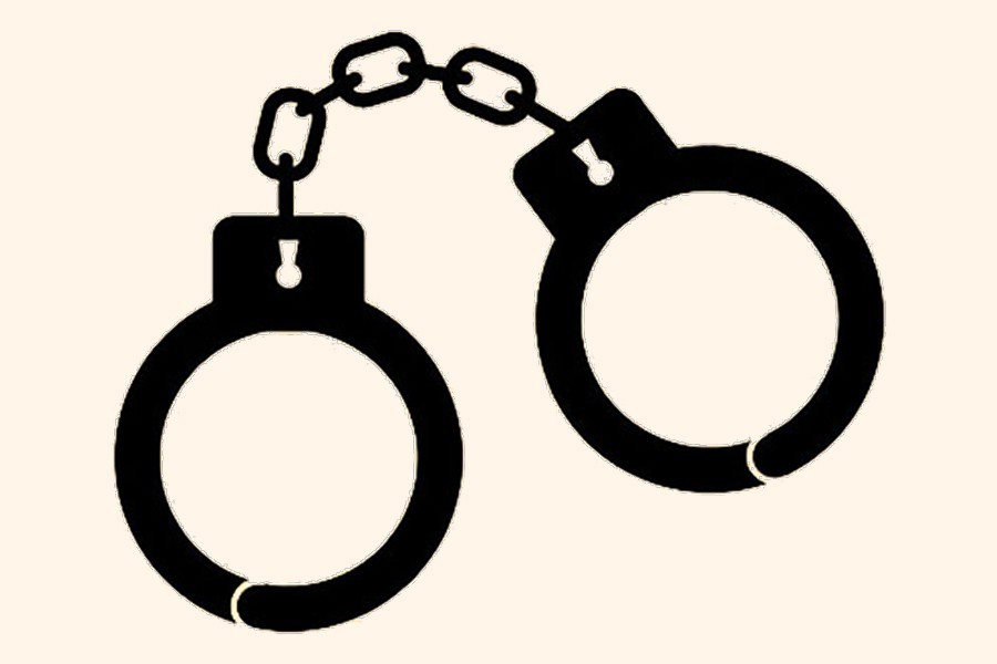 Police detain four with hundi money