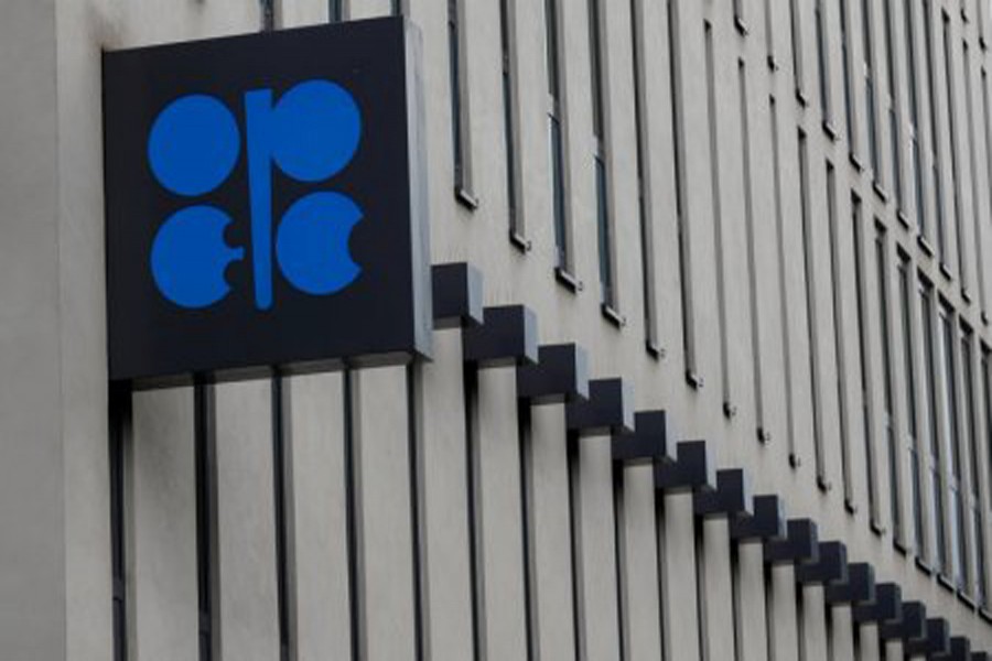 OPEC chatroom dead as Qatar  crisis hurts Gulf cooperation