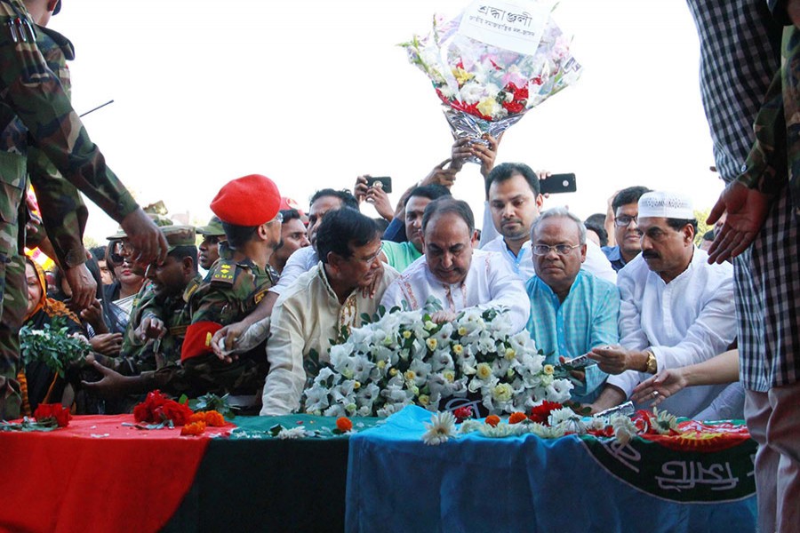 BNP bigwigs pay last respect to Annisul