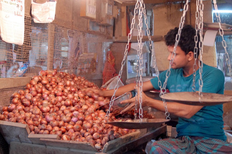 The prices of local onions have increased 206.67 per cent while imported ones of the essential spice item 209.09 per cent over the last one year, according to TCB data. Focus Bangla file photo used only for representation.