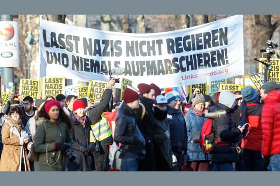 Austria protests ‘Nazi’ govt’s swearing-in