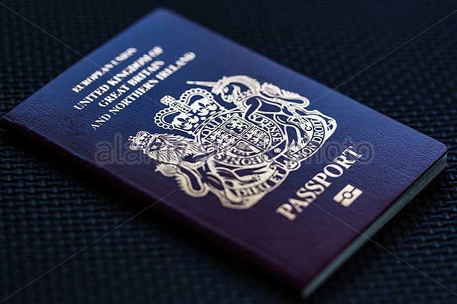 Blue British passport to return after Brexit