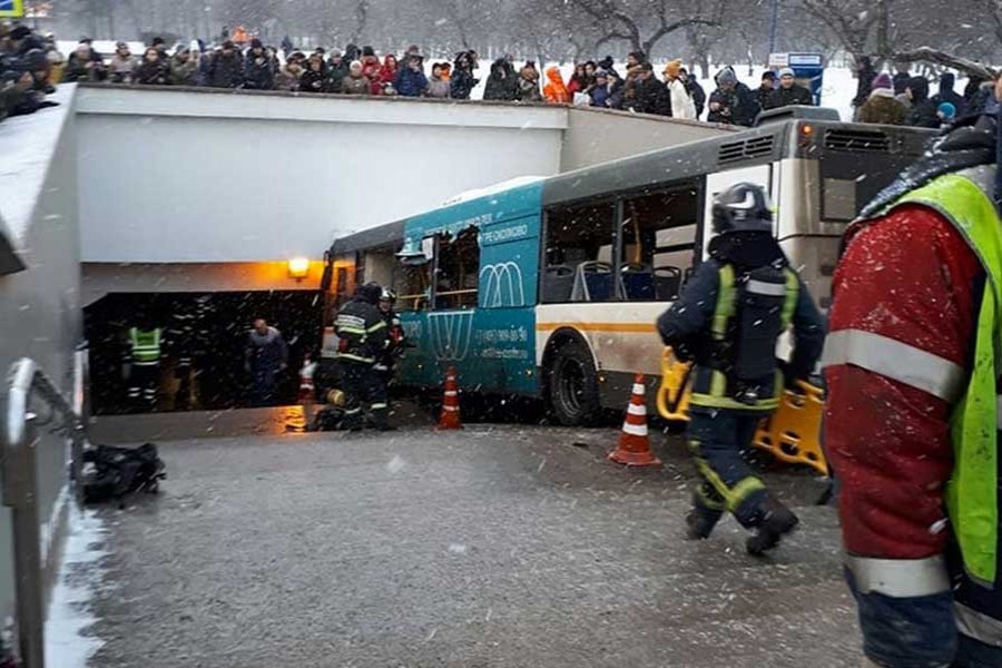Bus plunges into pedestrians in Moscow, kills five