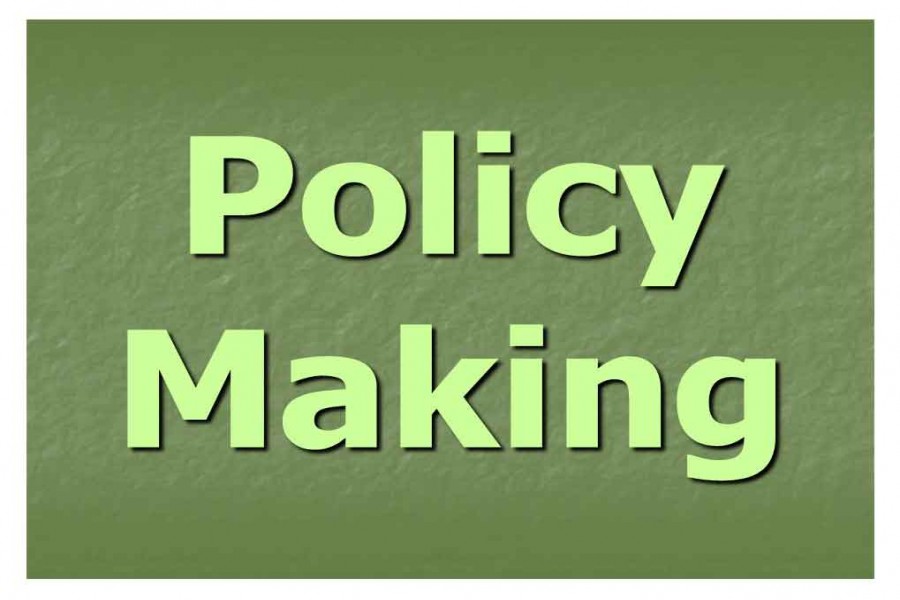 Policy making: An alternative model